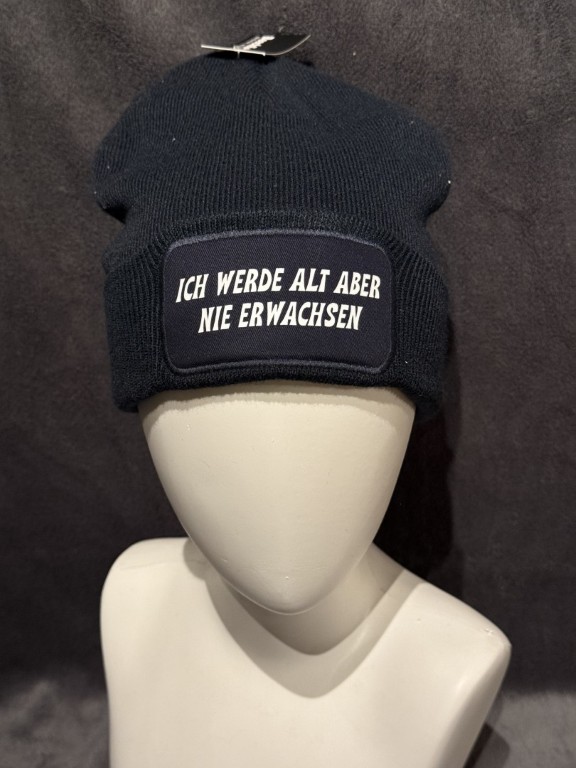 Beanie Ich werde alt aber nie erwachsen – Bild 14